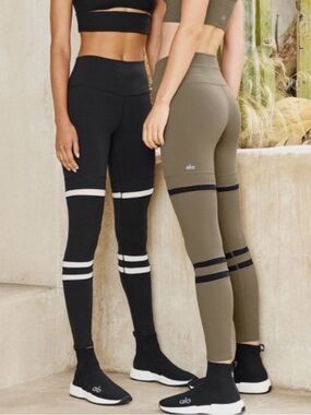 Alo Yoga High-Waist Legit Leggings Sz Medium | Sculpting Activewear Yoga Pants